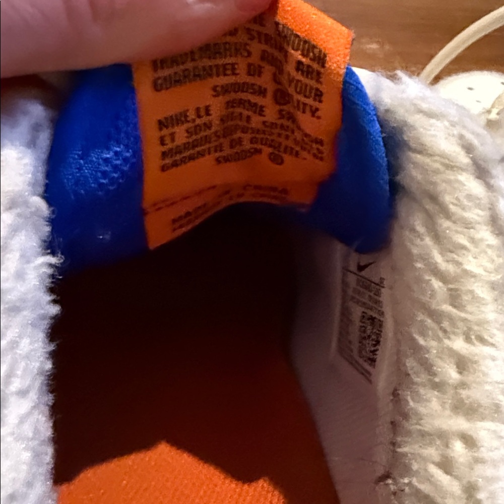 The Nike Air Force 1 Low '07 "Sherpa Fleece" - Picture 5 of 7
